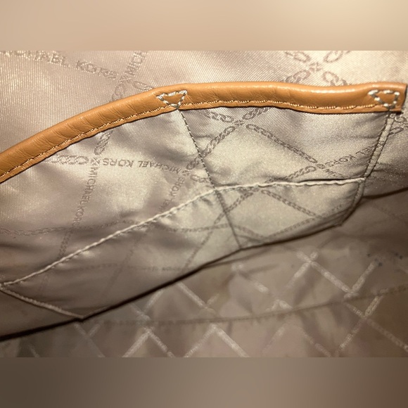 Michael Kors shoulder bag - Picture 4 of 13